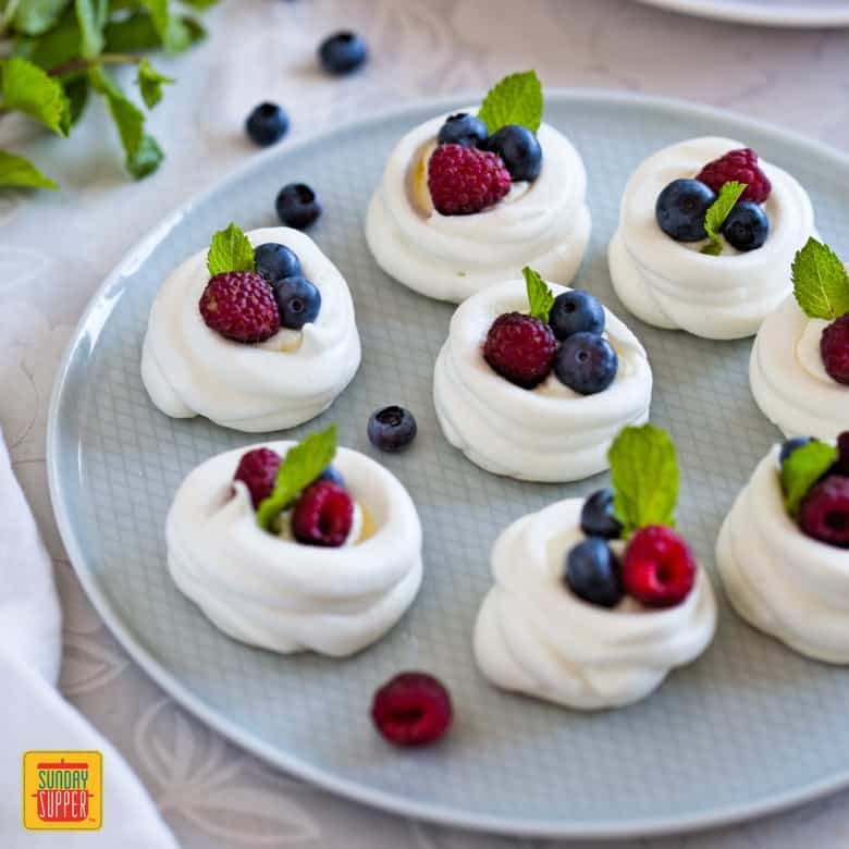 Mini Pavlova